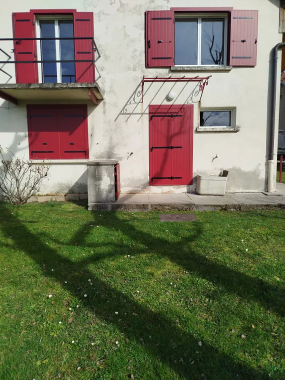 Pose de menuiserie et volet battant en Aluminium, Saint-Julien-en-Genevois, Echo Bois